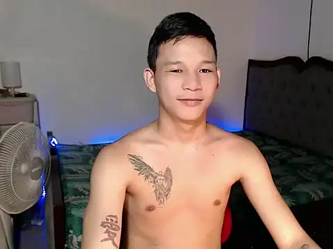 asianmonstercock05 online show from November 2025 05:13:02 PM