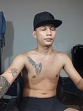 Snapshot of asianmonstercock05 chatting on October 2025 07:42:01 AM asianmonstercock05 online show from October 2025 07:42:01 AM