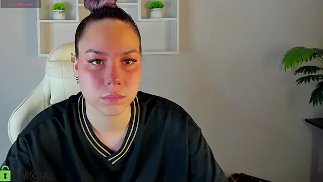 Al1ice Moures online show from October 2025 01:13:01 AM