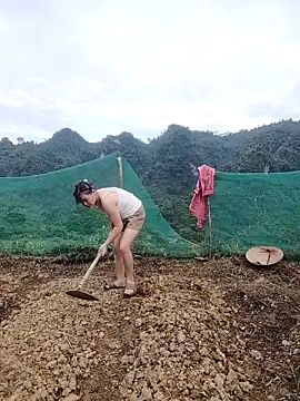 Meomeo-meo online show from October 2025 12:42:01 AM