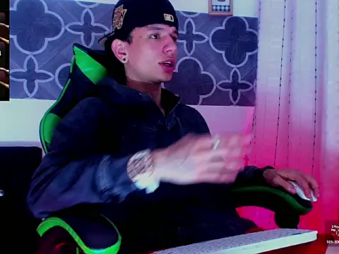 Skinny batman online show from December 2025 10:31:01 PM