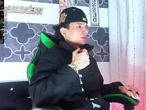 Skinny batman online show from December 2025 10:55:01 PM