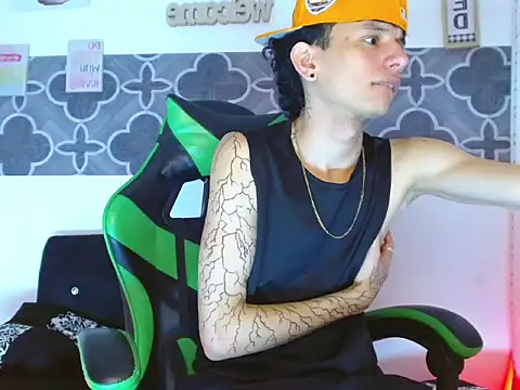 Skinny batman online show from December 2025 08:53:02 PM