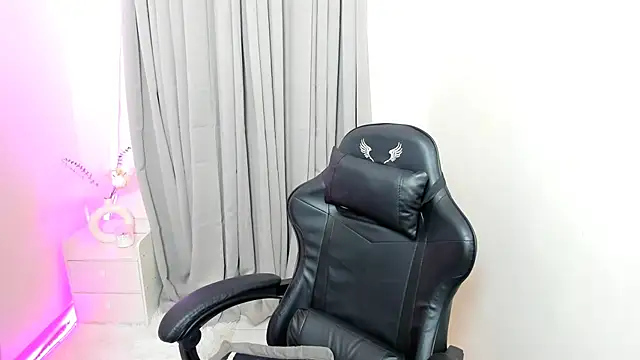 BubbbleButtDemi online show from April 2026 01:50:01 PM