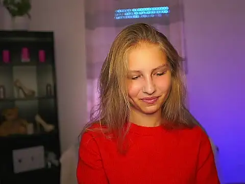Snapshot of emmie_murray chatting on September 2025 01:17:01 PM emmie murray online show from September 2025 01:17:01 PM