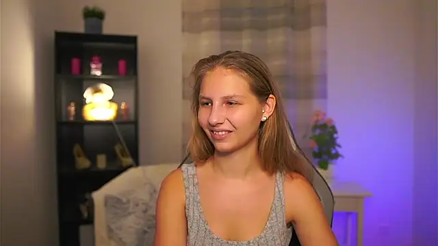 emmie murray online show from December 2025 02:32:01 PM