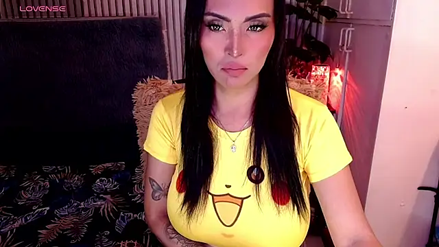 Snapshot of YourDreamTrans chatting on March 2026 01:24:01 AM YourDreamTrans online show from March 2026 01:24:01 AM