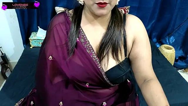 Sanvi-Queen online show from March 2026 08:20:02 PM