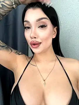 kiss Lissa online show from December 2025 11:25:02 AM