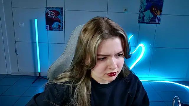 HaleySun online show from October 2025 01:01:02 PM