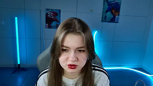 HaleySun online show from October 2025 05:09:02 AM