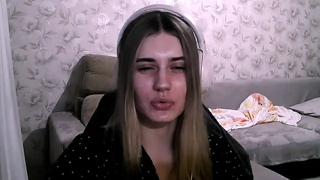 Snapshot of JerrieLoosle chatting on October 2025 04:43:02 PM JerrieLoosle online show from October 2025 04:43:02 PM