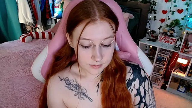 Ayla Hicks online show from April 2026 05:36:01 AM