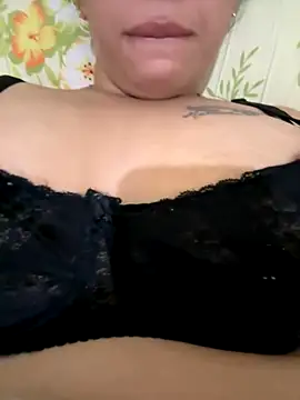 Snapshot of Laila-sexi chatting on October 2025 06:01:02 PM Laila-sexi online show from October 2025 06:01:02 PM