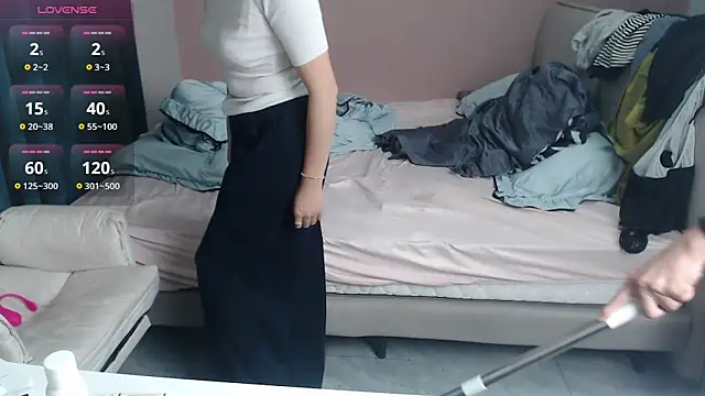 redrose520 online show from November 2025 11:37:01 AM