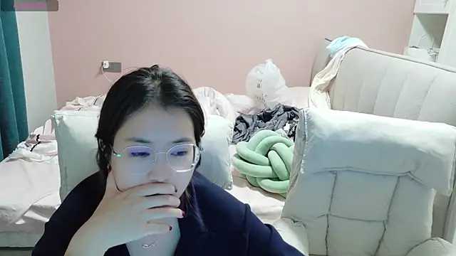 redrose520 online show from November 2025 09:58:02 AM