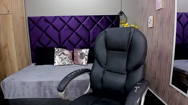 Snapshot of ChloeCampbell03 chatting on November 2025 12:31:01 PM ChloeCampbell03 online show from November 2025 12:31:01 PM