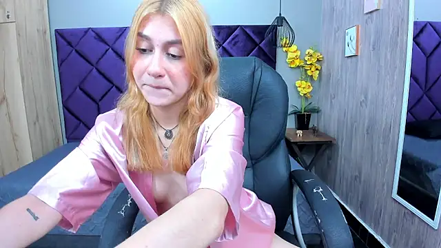 Snapshot of ChloeCampbell03 chatting on December 2025 06:07:01 PM ChloeCampbell03 online show from December 2025 06:07:01 PM