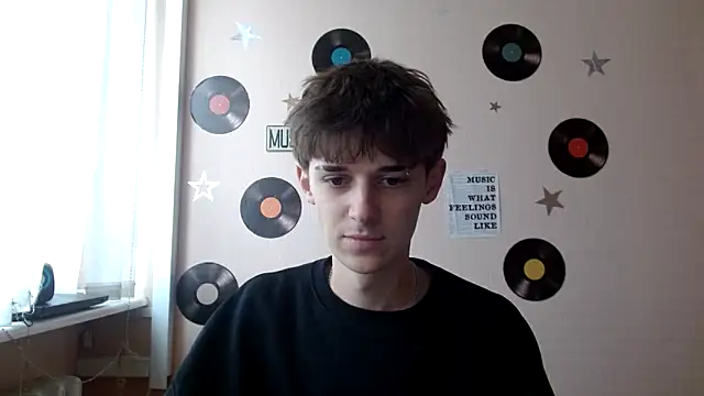 Snapshot of Hoot_Dude_ chatting on October 2025 12:51:02 PM Hoot Dude  online show from October 2025 12:51:02 PM