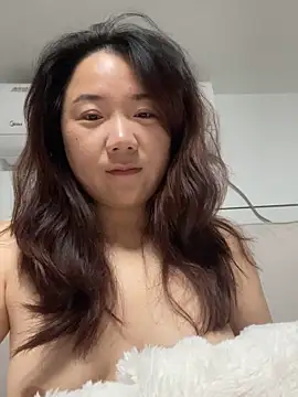 Momo-9988 online show from November 2025 03:38:01 PM