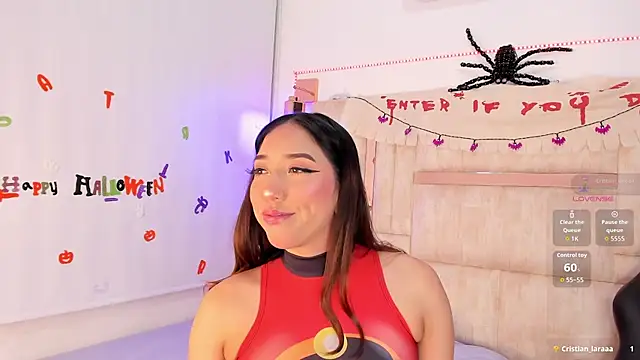 emily  walker online show from October 2025 03:49:02 AM