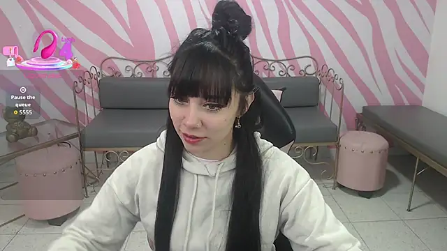 Snapshot of saabrina_ chatting on December 2025 01:21:02 PM saabrina online show from December 2025 01:21:02 PM