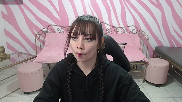 Snapshot of saabrina_ chatting on October 2025 01:08:01 PM saabrina online show from October 2025 01:08:01 PM
