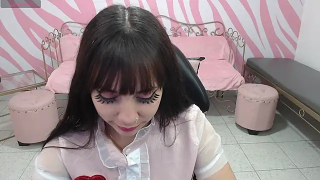 Snapshot of saabrina_ chatting on October 2025 01:12:02 PM saabrina online show from October 2025 01:12:02 PM