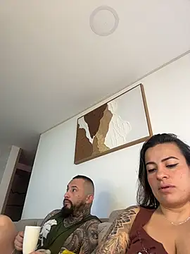 liz and thiago online show from October 2025 12:17:01 PM