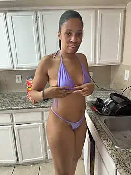 YeahhhitsBreezy online show from February 2026 10:43:02 PM