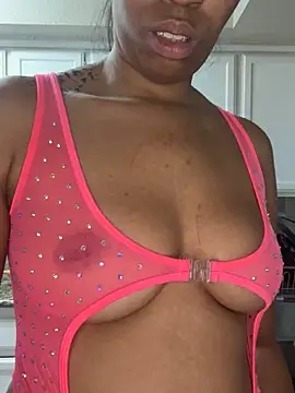 YeahhhitsBreezy online show from March 2026 07:47:02 PM