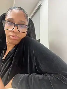 YeahhhitsBreezy online show from March 2026 02:12:01 AM