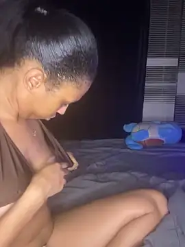 YeahhhitsBreezy online show from February 2026 01:05:02 AM