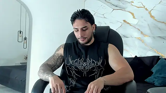 Miike Stone1 online show from October 2025 12:59:02 PM