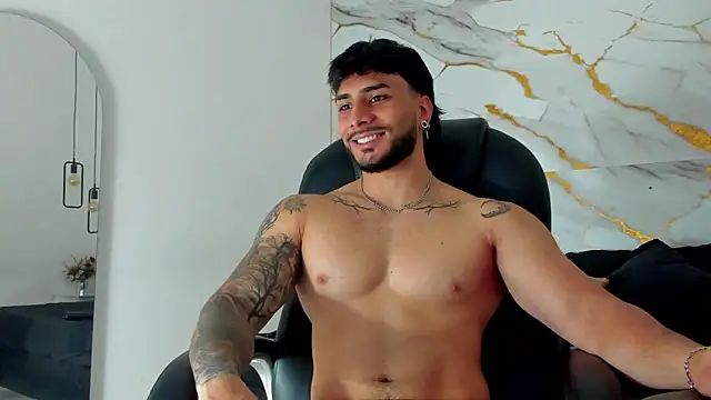 Miike Stone1 online show from November 2025 01:06:02 PM