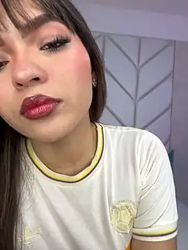 Samantha Hans online show from July 2026 09:10:02 PM