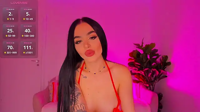 TiaBelle online show from November 2025 08:14:01 PM