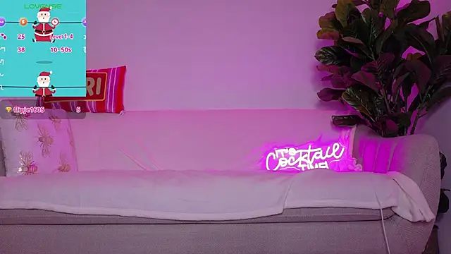 TiaBelle online show from November 2025 06:30:01 PM