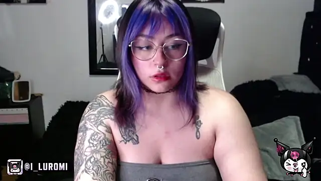 Iluromi online show from January 2026 05:49:02 PM