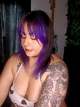 Iluromi online show from April 2026 04:02:02 PM