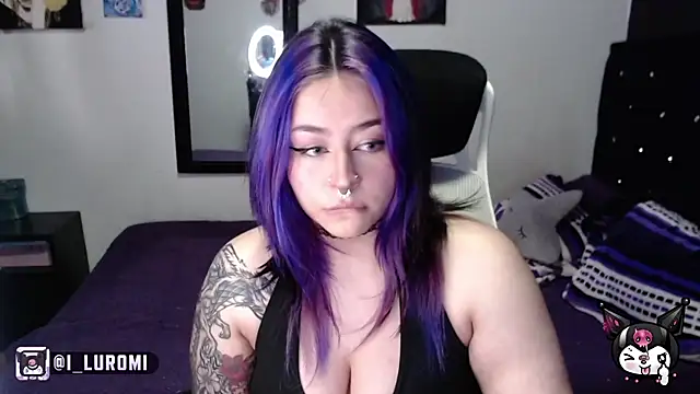 Iluromi online show from December 2025 04:35:02 PM