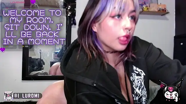 Iluromi online show from March 2026 03:03:01 PM