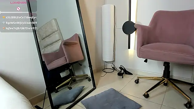 cherry bunnyx online show from April 2026 07:45:01 AM