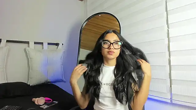 cherry bunnyx online show from October 2025 04:25:02 AM