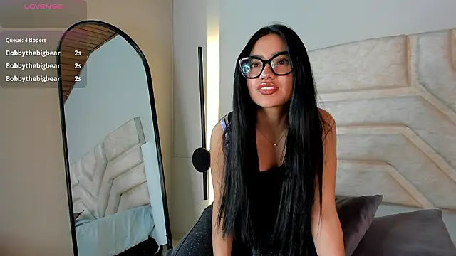 Snapshot of cherry_bunnyx chatting on February 2026 04:23:02 AM cherry bunnyx online show from February 2026 04:23:02 AM