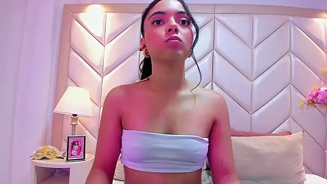 AriaBelles online show from October 2025 07:35:02 PM