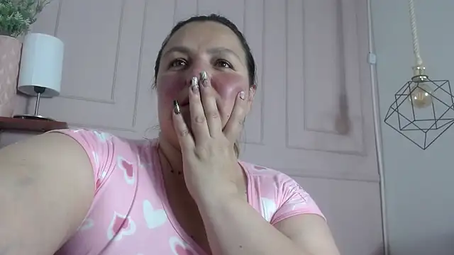 Snapshot of SweetRouse__ chatting on October 2025 01:44:02 PM SweetRouse online show from October 2025 01:44:02 PM