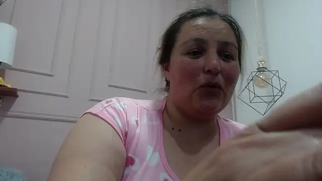 Snapshot of SweetRouse__ chatting on October 2025 03:05:02 PM SweetRouse online show from October 2025 03:05:02 PM
