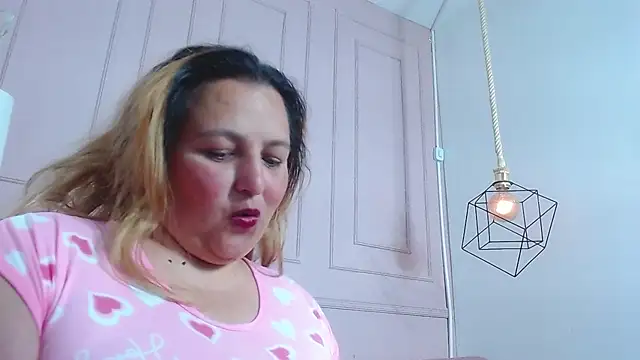 Snapshot of SweetRouse__ chatting on September 2025 02:56:01 PM SweetRouse online show from September 2025 02:56:01 PM