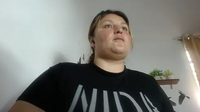 SweetRouse   online show from December 2025 02:38:02 PM